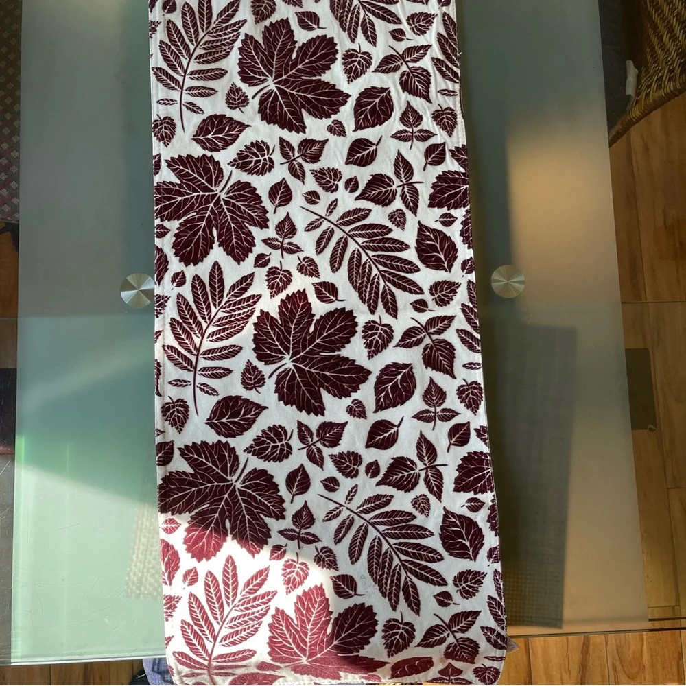 Table Runner,14